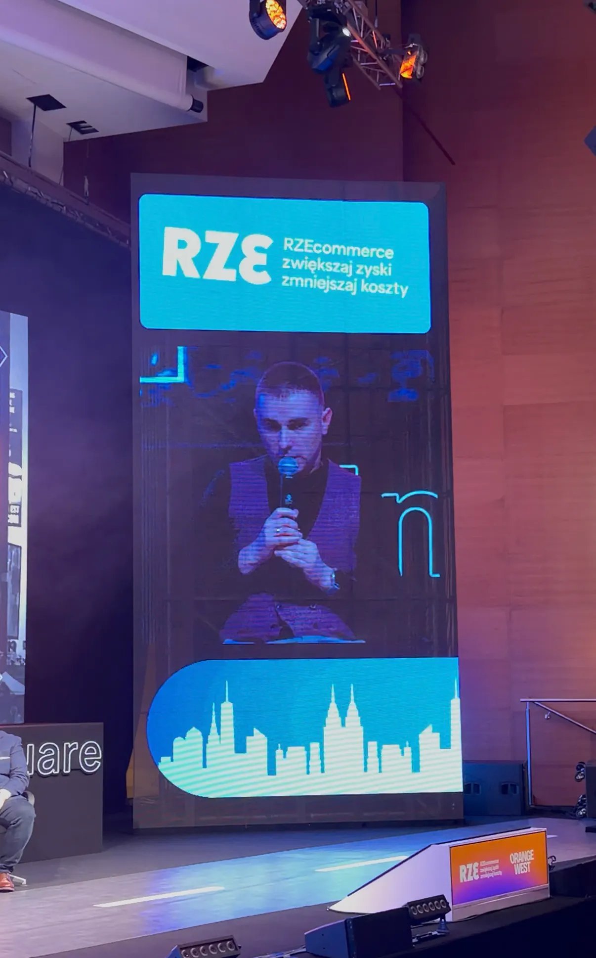 Wygodne Zwroty na RZECommerce 2026 - udział w dyskusji panelowej (2)